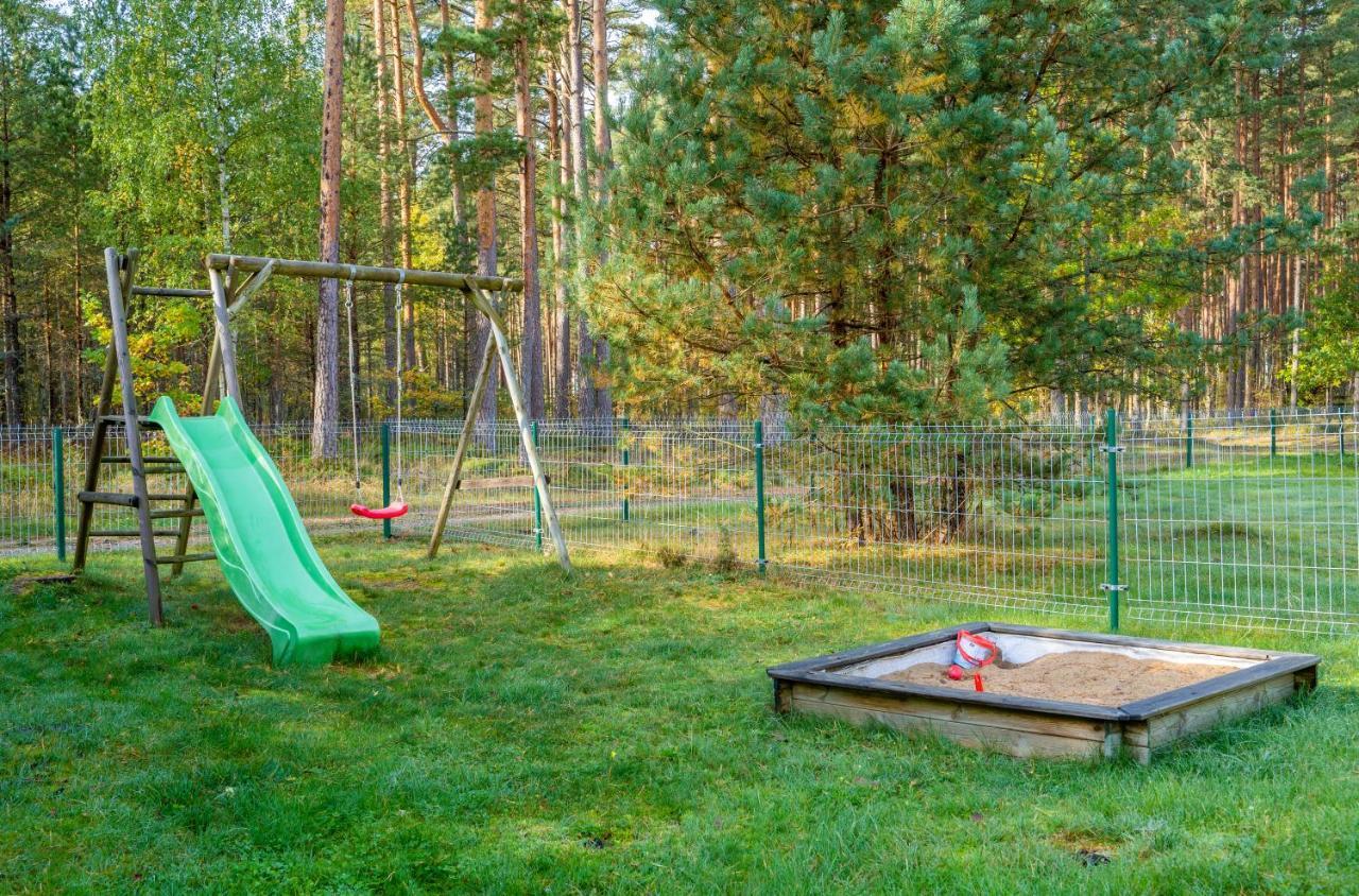 Metsaaeaere Accommodation Uulu Eksteriør billede