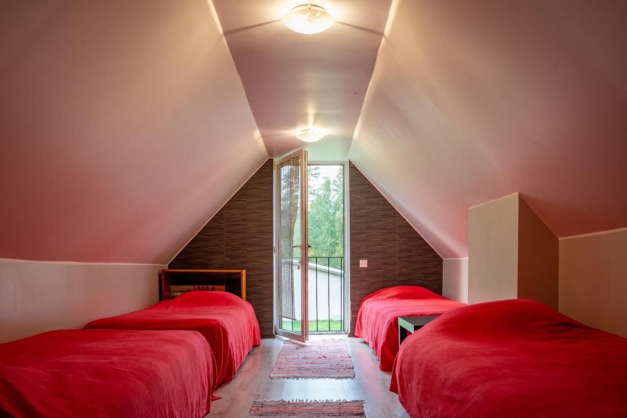 Metsaaeaere Accommodation Uulu Eksteriør billede